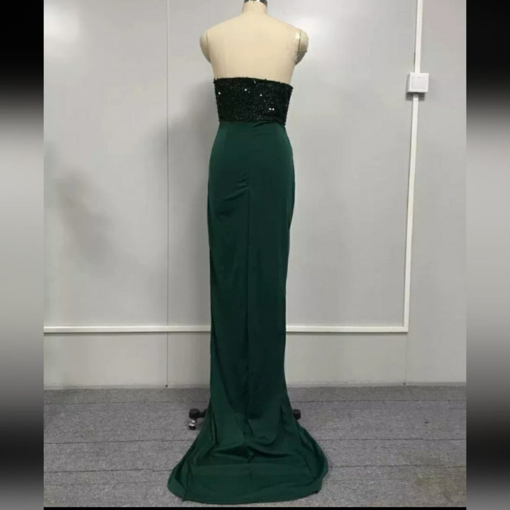 Elegant Strapless Dress - Picture 5 of 7